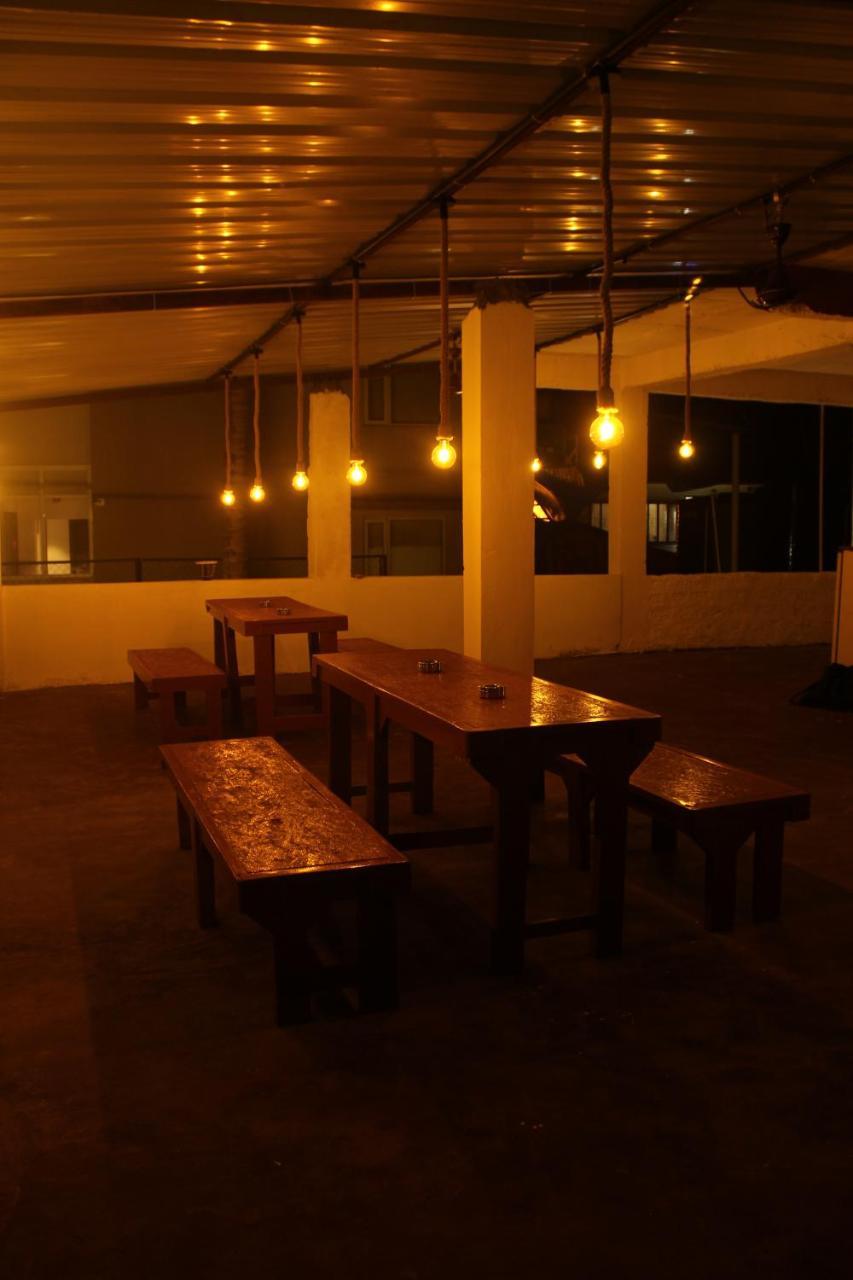 Aerostel - Backpacker'S Hostel In Goa Calangute Εξωτερικό φωτογραφία