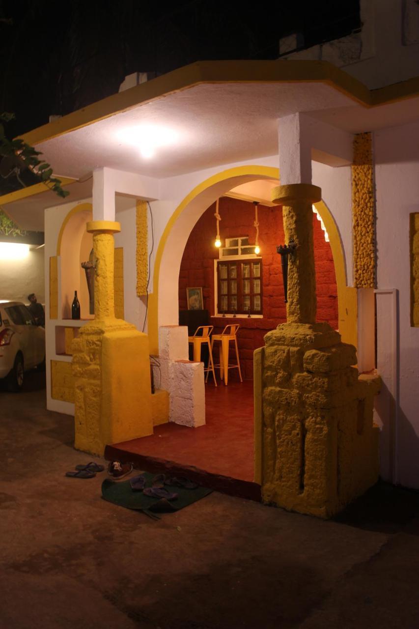 Aerostel - Backpacker'S Hostel In Goa Calangute Εξωτερικό φωτογραφία
