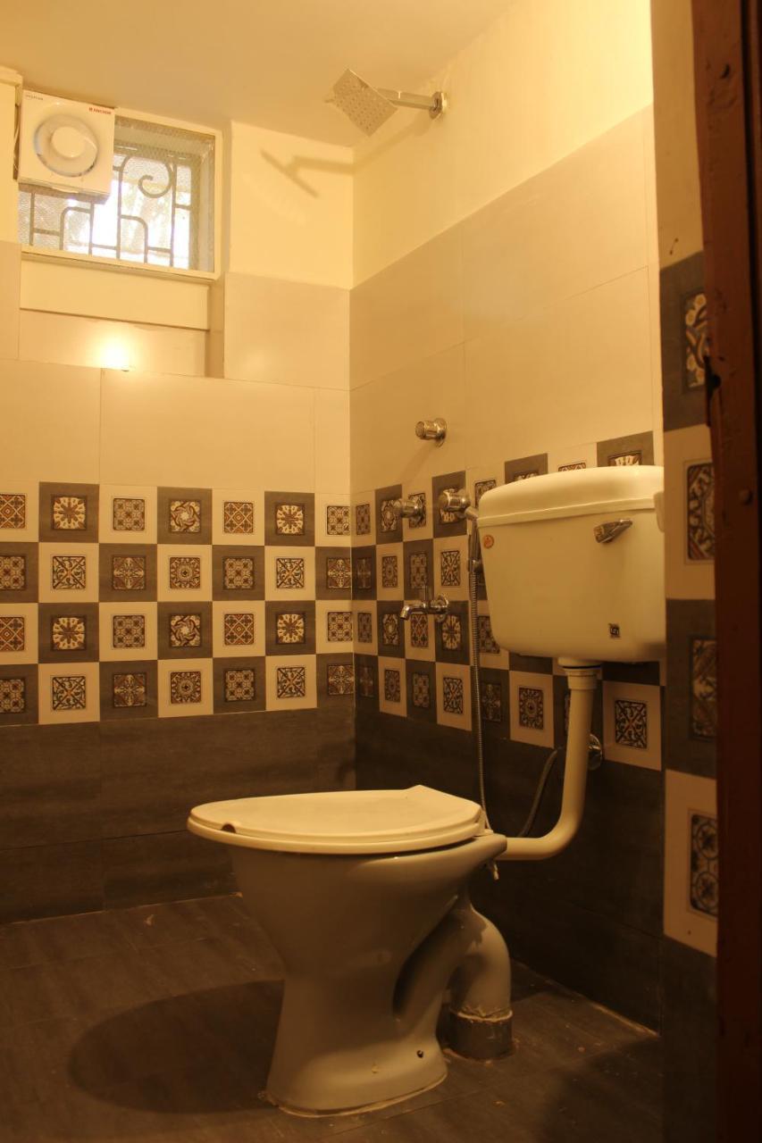 Aerostel - Backpacker'S Hostel In Goa Calangute Εξωτερικό φωτογραφία